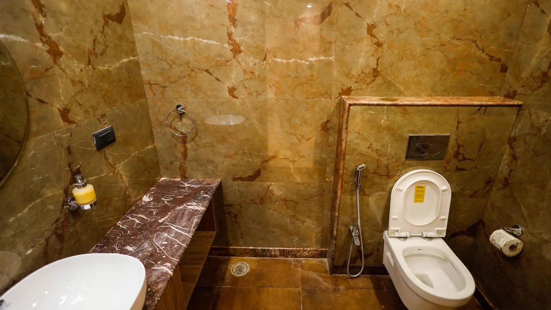 Myestay Elite The Ultimate Luxury Spacious Villa Benares India