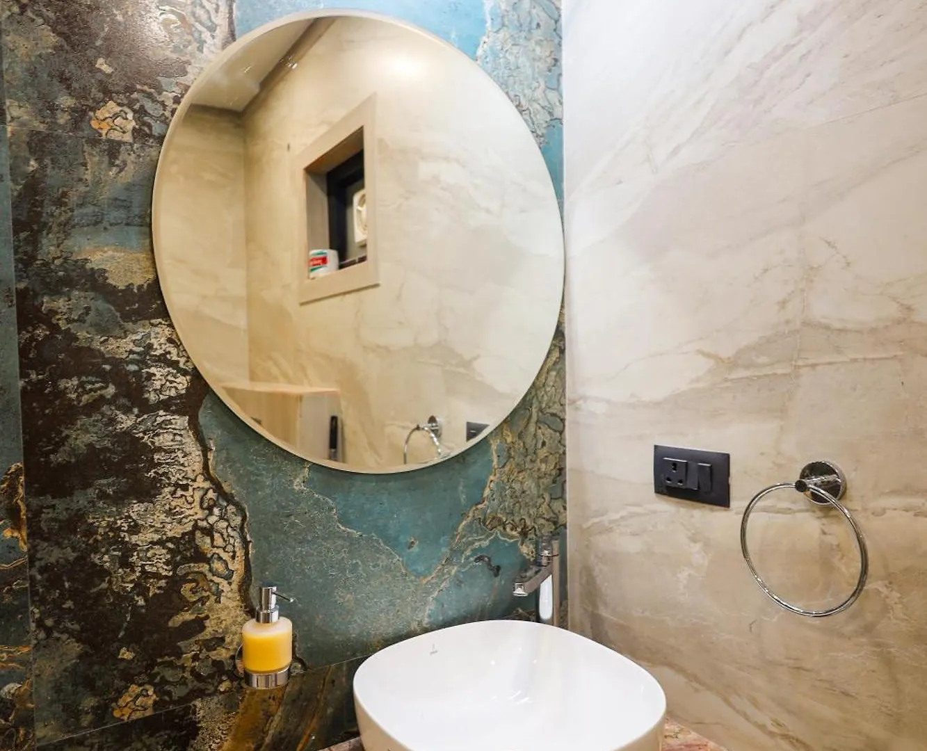 Myestay Elite The Ultimate Luxury Spacious Villa Benares
