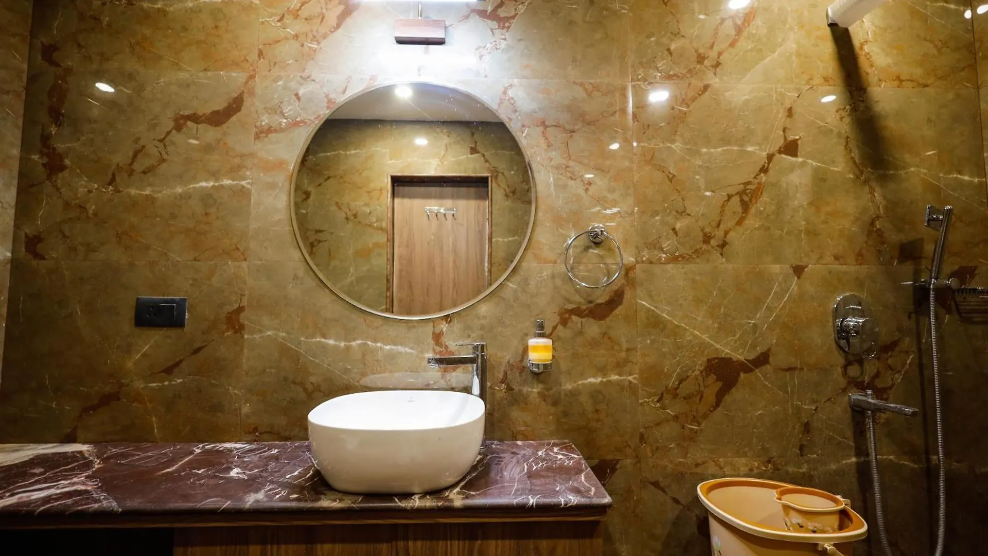 Myestay Elite The Ultimate Luxury Spacious Villa Benares