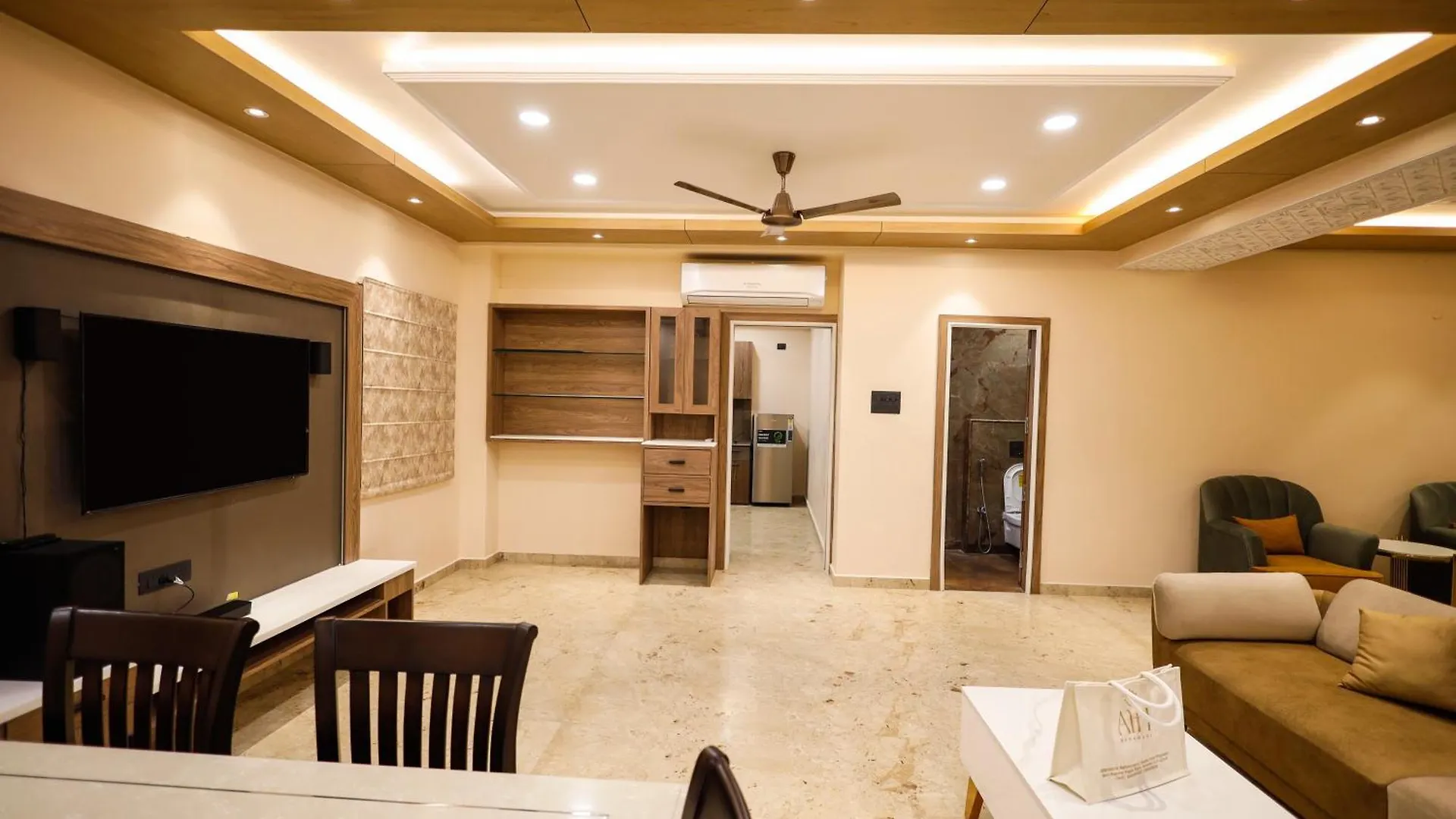 Myestay Elite The Ultimate Luxury Spacious Villa Benares
